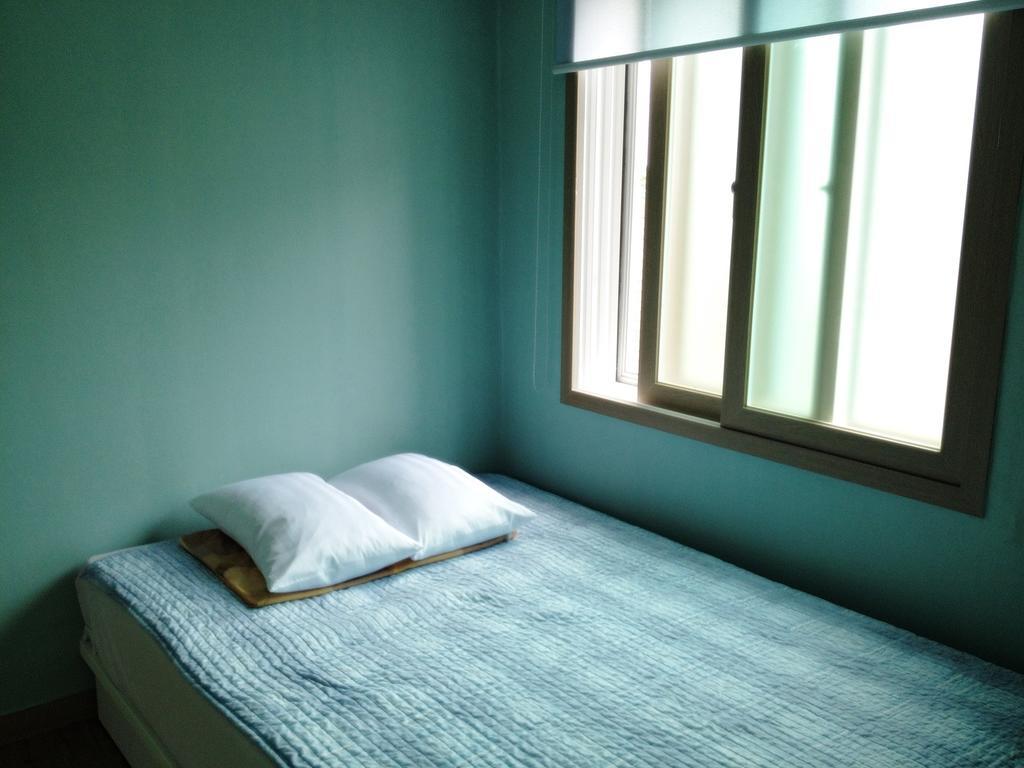 Able Guesthouse Dongdaemun Szöul Szoba fotó